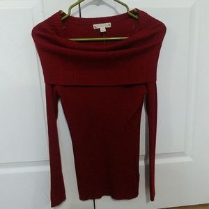 Cozy, offshoulder maroon sweater